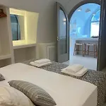 Eg Cave Éxo Goniá
