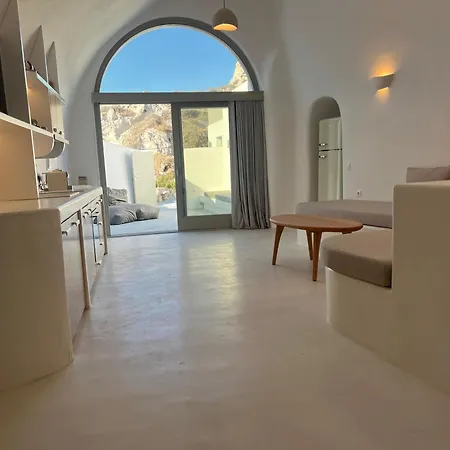 Eg Cave Éxo Goniá