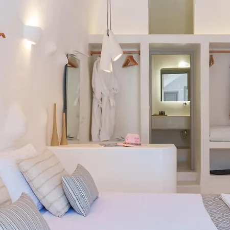 Eg Cave Apartment Exo Gonia